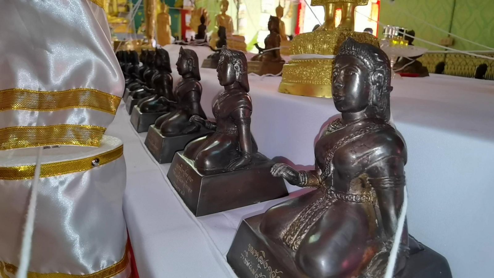 ขุนหญิงกวักทองมา รุ่นบันดาลโชค