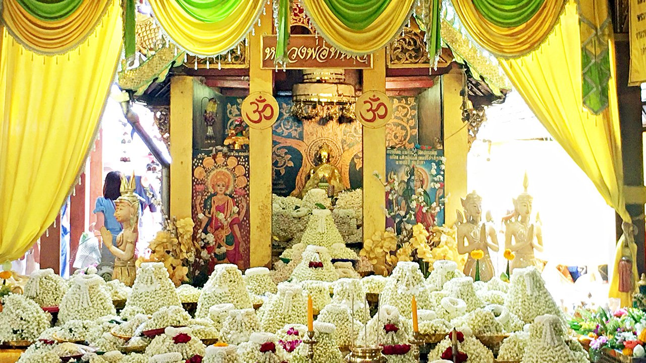วัดพระธาตุดอยคำ