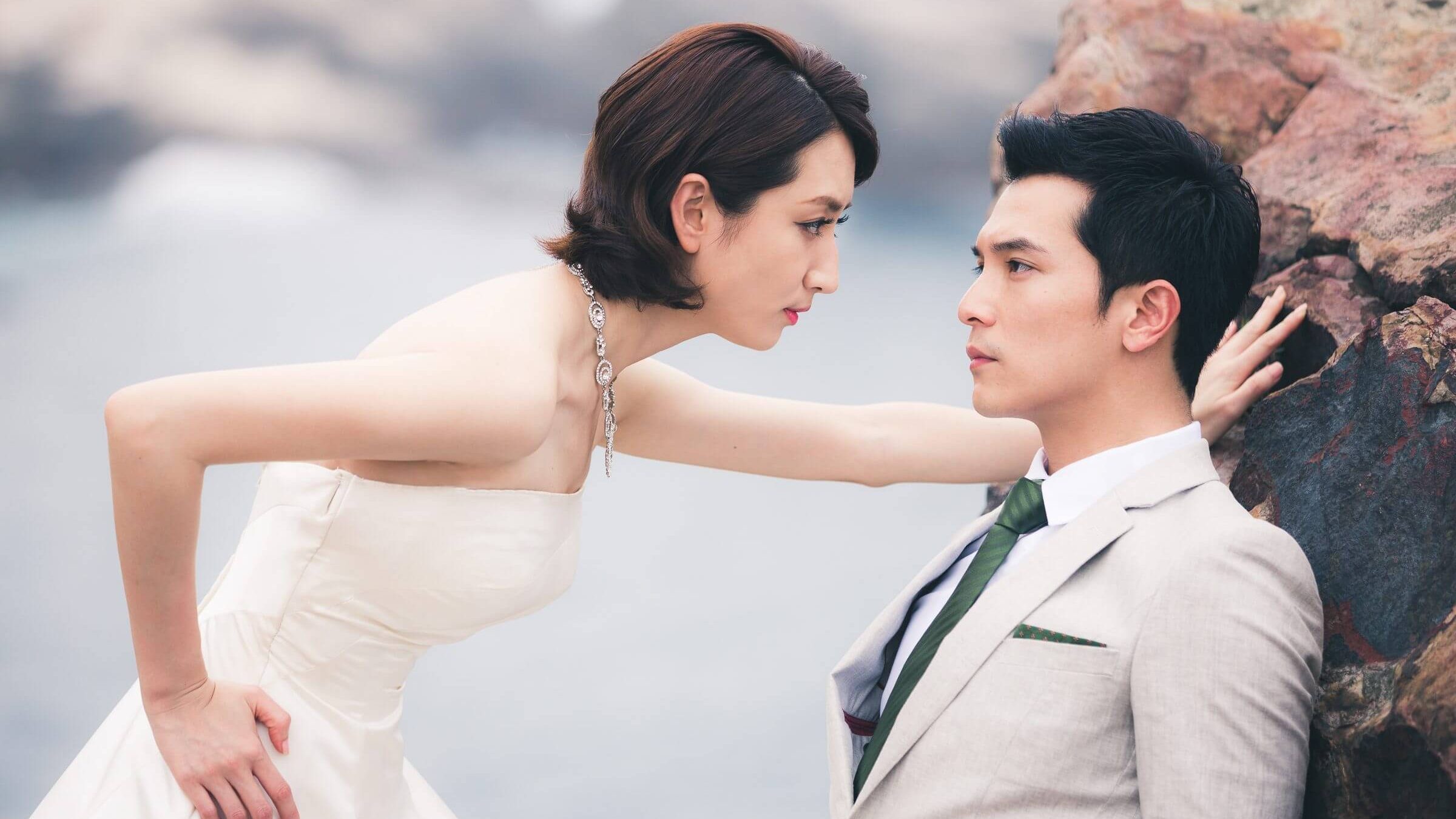 ฝันว่าแต่งงาน กับใครไม่รู้