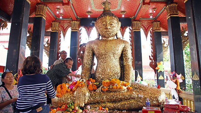 หลวงพ่อโตวัดหลักสี่