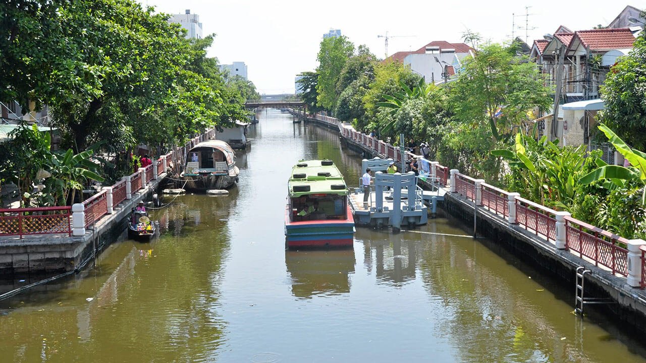 คลองภาษีเจริญ
