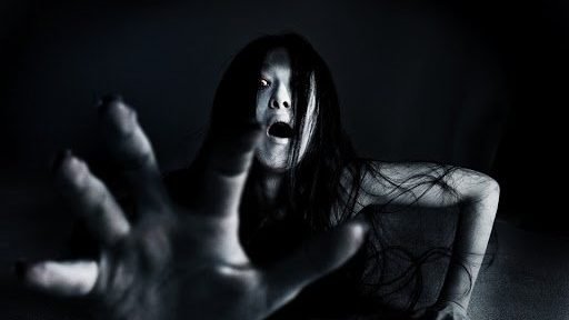 ผีผมยาว