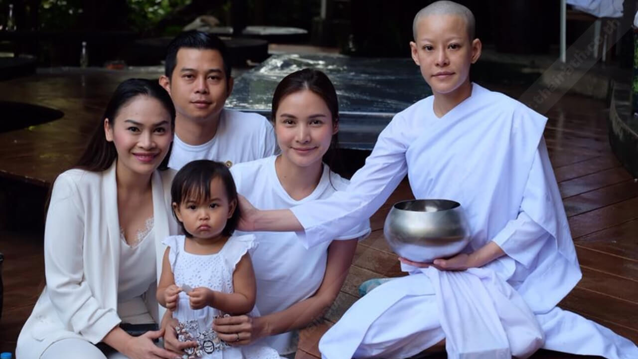 ฝันว่าบวชชี