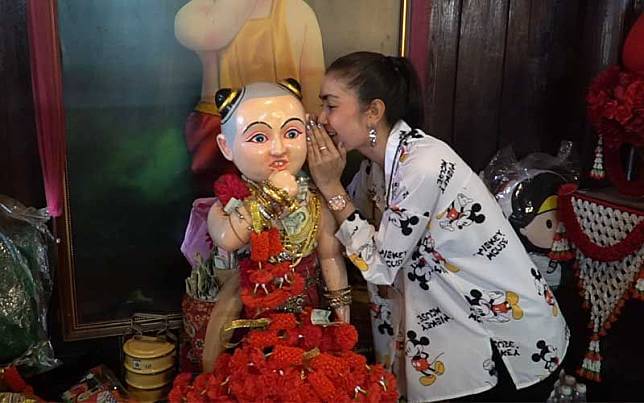 กระซิบไอ้ส้มฉุนขอเลข